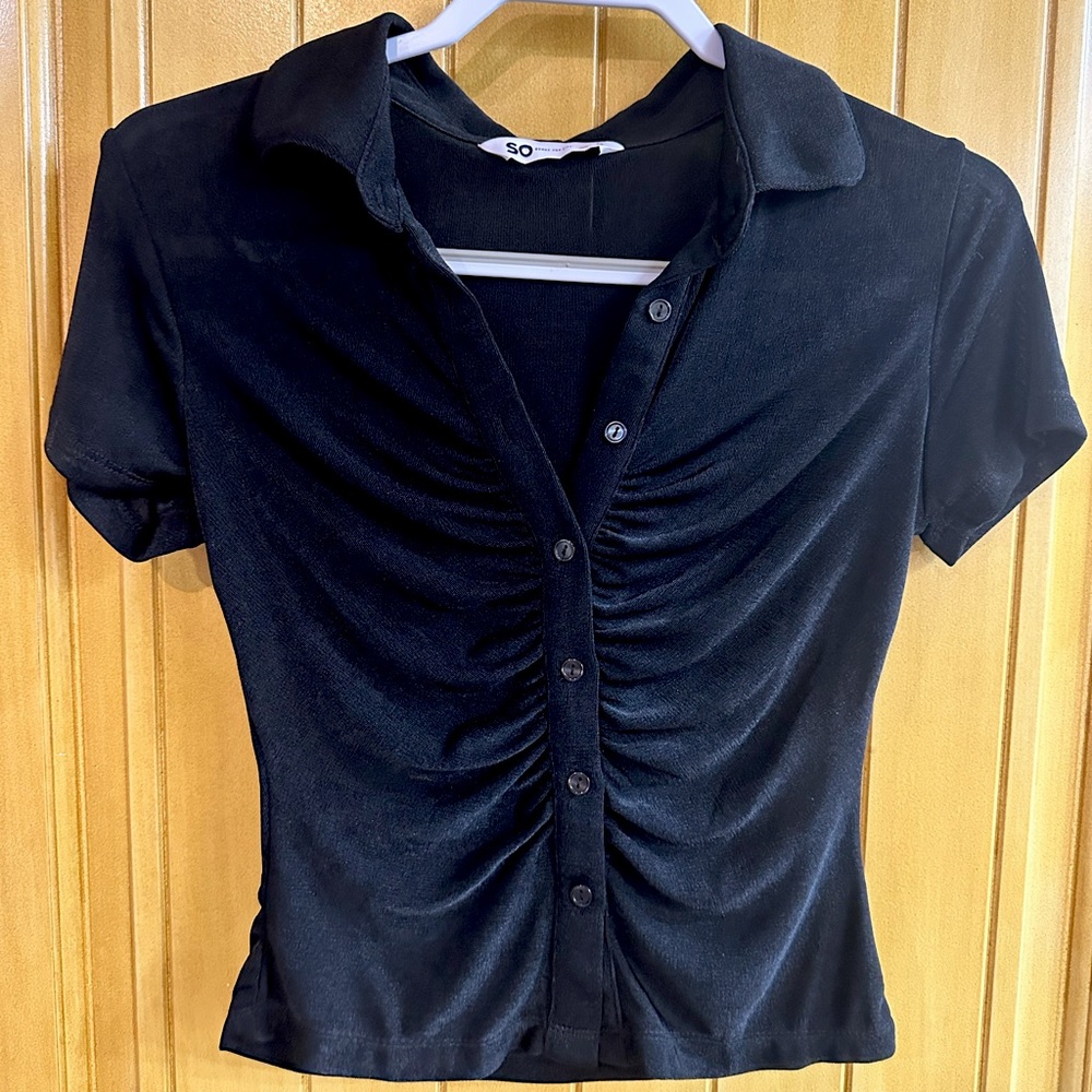 SO black button down short sleeve blouse